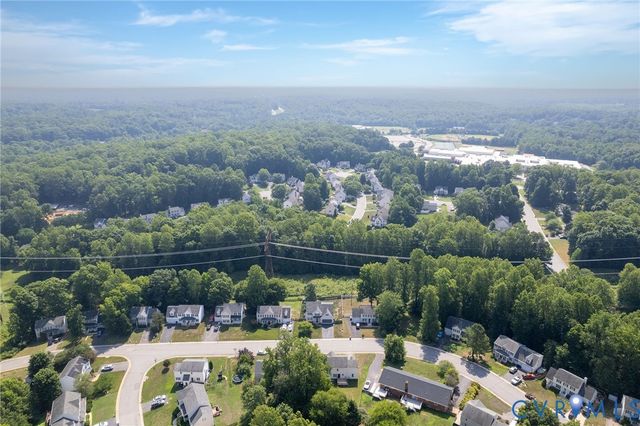 6024 Walking Path Ln, Midlothian, VA 23112