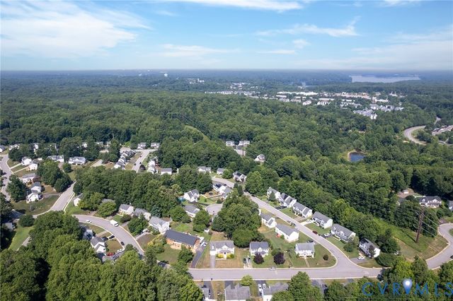 6024 Walking Path Ln, Midlothian, VA 23112