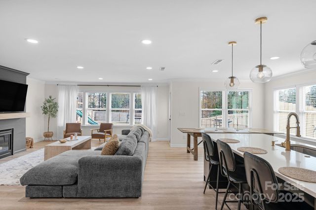 12847 Connemara Court, Midland, NC 28107