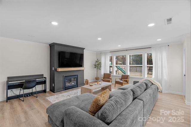 12847 Connemara Court, Midland, NC 28107