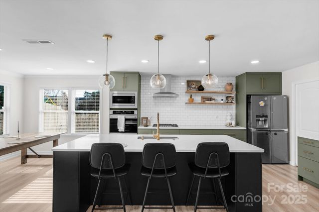 12847 Connemara Court, Midland, NC 28107