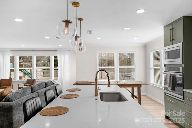 12847 Connemara Court, Midland, NC 28107