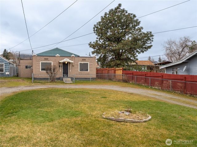 616 S Chelan Avenue, Wenatchee, WA 98801