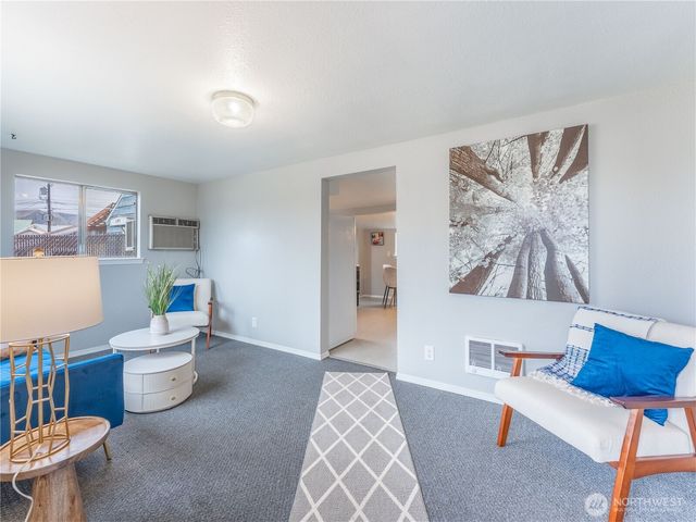 616 S Chelan Avenue, Wenatchee, WA 98801