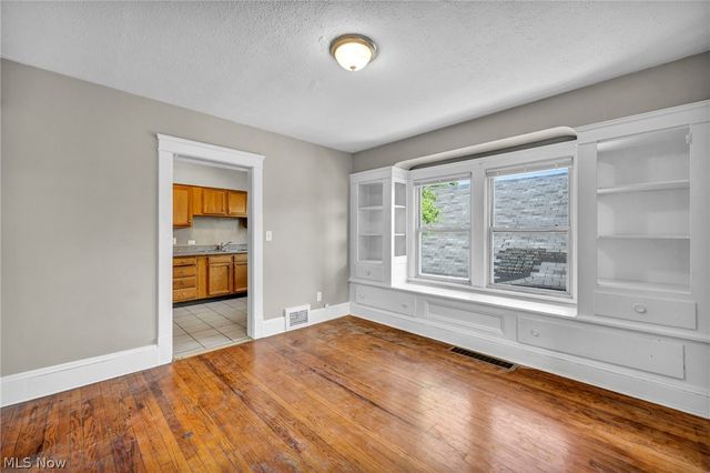 3592 E 106th Street, Cleveland, OH 44105