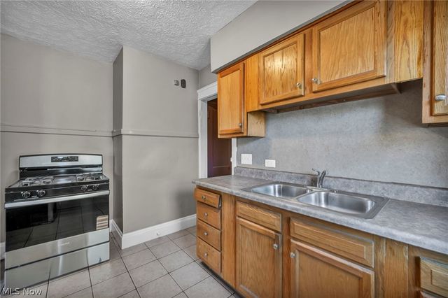 3592 E 106th Street, Cleveland, OH 44105