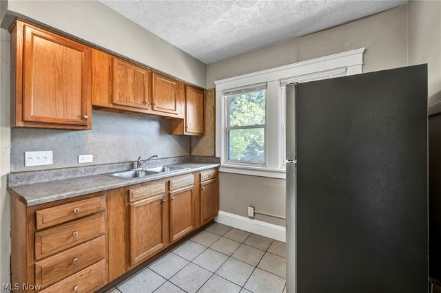 3592 E 106th Street, Cleveland, OH 44105