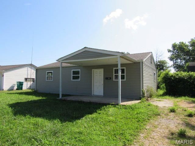 2 Saint Luke Court, Cahokia, IL 62206