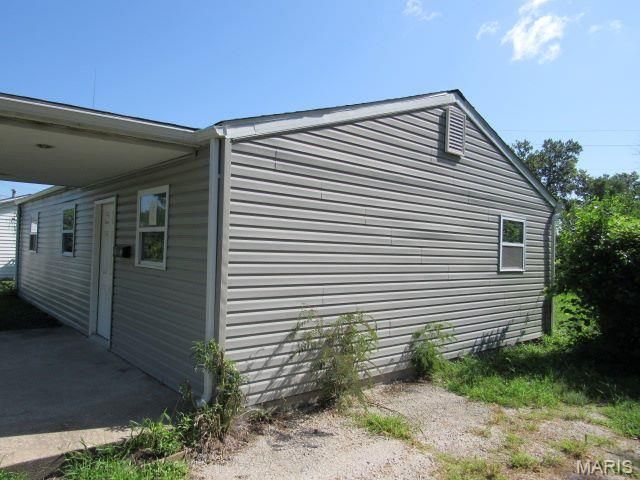 2 Saint Luke Court, Cahokia, IL 62206
