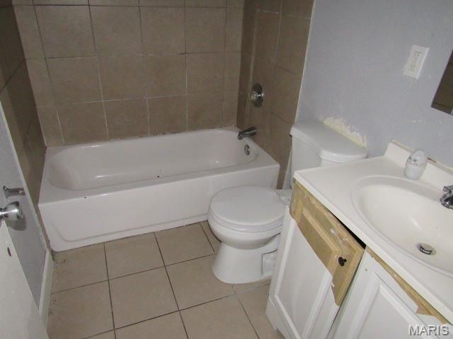 2 Saint Luke Court, Cahokia, IL 62206