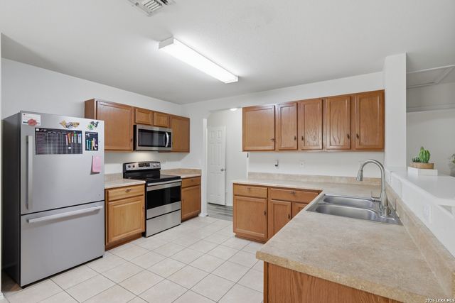 5843 SHERBROOKE OAK, San Antonio, TX 78249