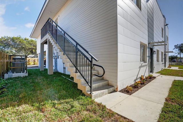 1515 N Redland Rd, Florida City, FL 33034