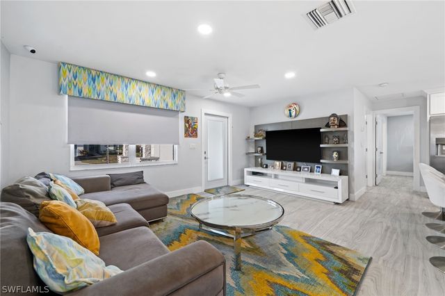 9757 Deerfoot DR, Fort Myers, FL 33919