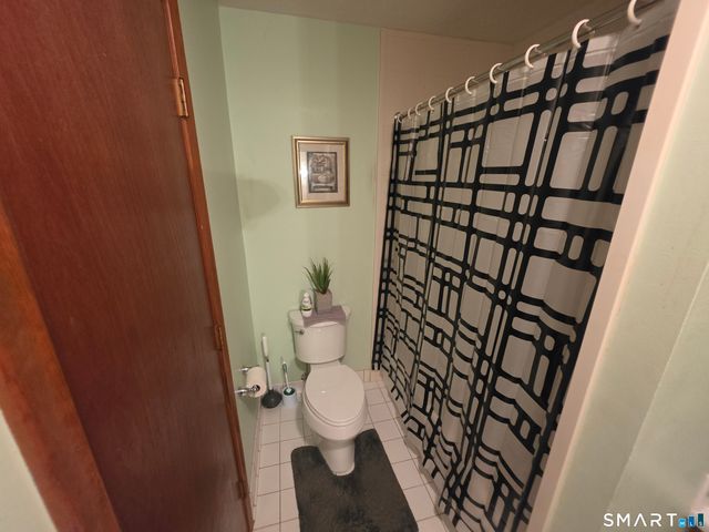 25 Robin Brook Drive 25, Newington, CT 06111