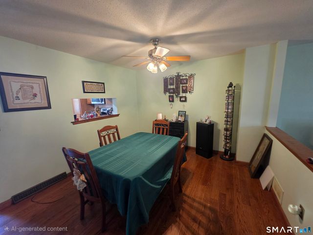 25 Robin Brook Drive 25, Newington, CT 06111