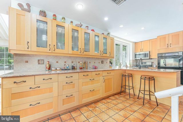 1223 HAGYS FORD RD, Penn Valley, PA 19072
