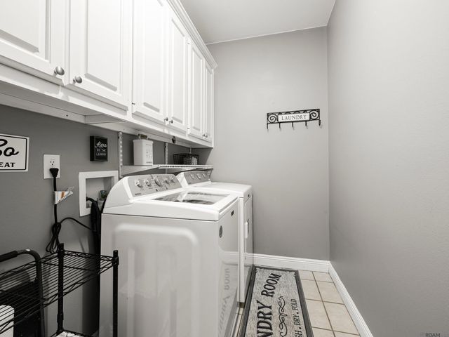 30786 La Madeline Ct, Denham Springs, LA 70726