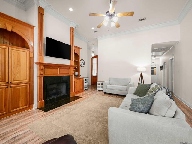 30786 La Madeline Ct, Denham Springs, LA 70726