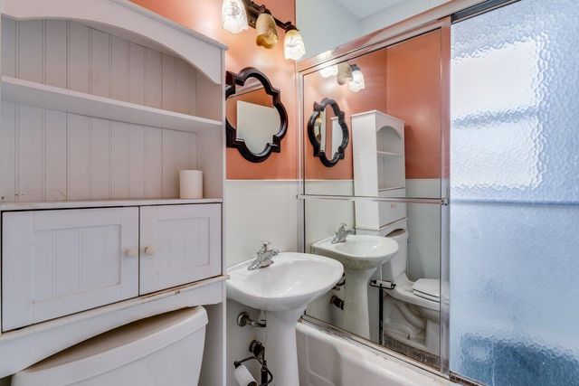 3244 N Jackson St, Wichita, KS 67204