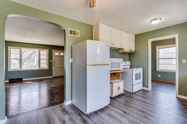 3244 N Jackson St, Wichita, KS 67204