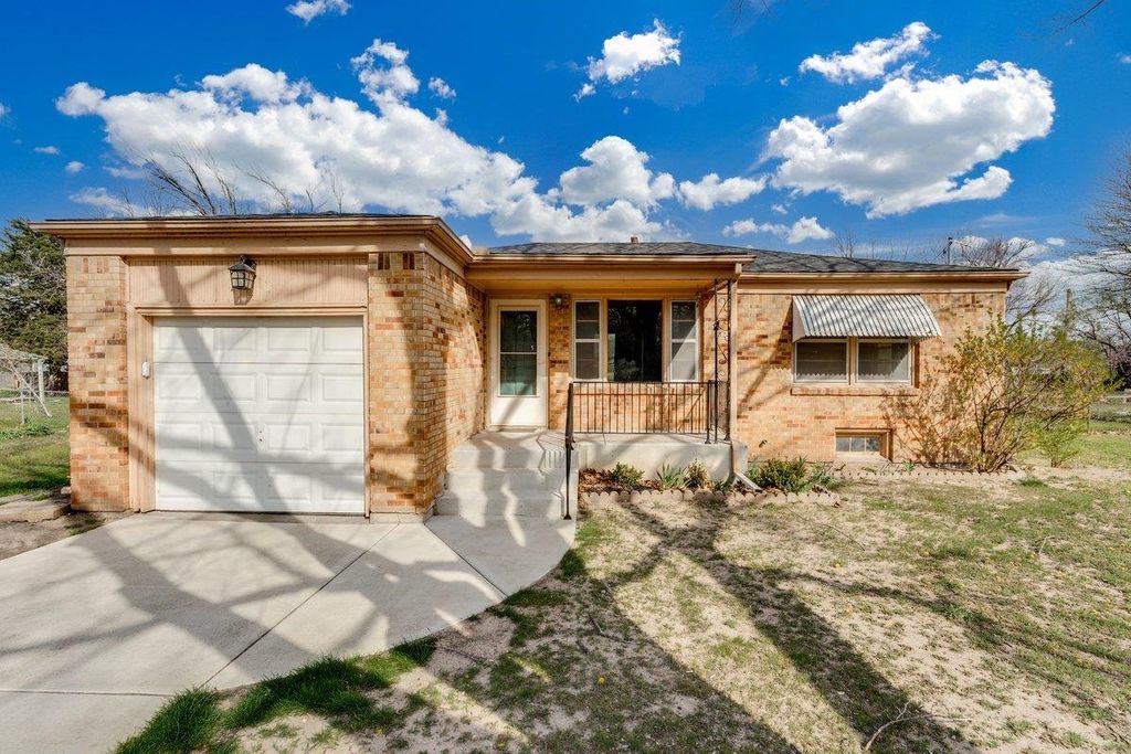 3244 N Jackson St, Wichita, KS 67204