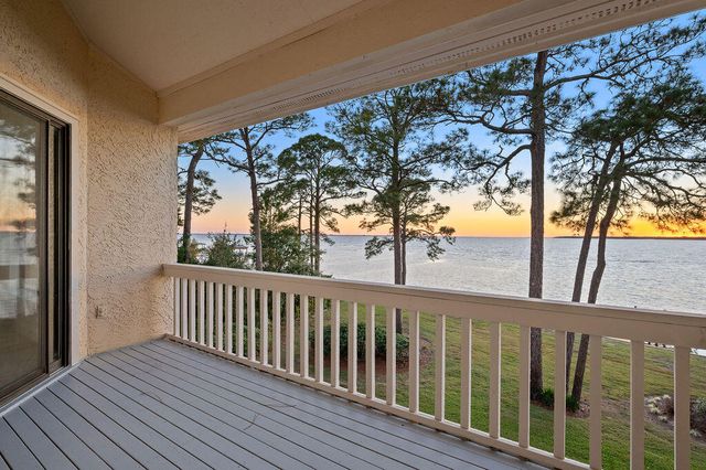 48 Marina Cove Drive 302A, Niceville, FL 32578