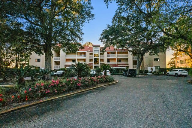 48 Marina Cove Drive 302A, Niceville, FL 32578