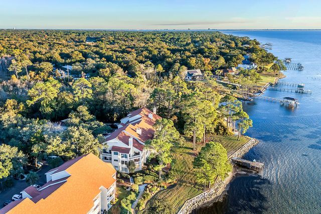 48 Marina Cove Drive 302A, Niceville, FL 32578