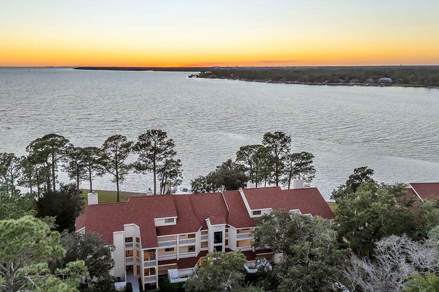 48 Marina Cove Drive 302A, Niceville, FL 32578
