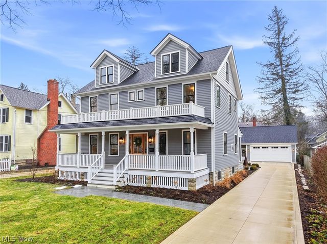 81 Hall Street, Chagrin Falls, OH 44022