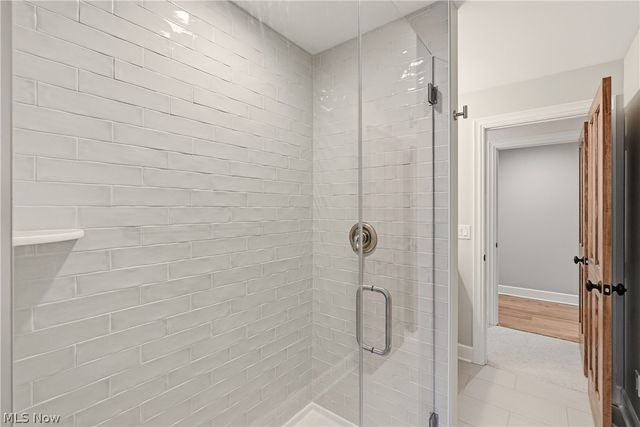 81 Hall Street, Chagrin Falls, OH 44022