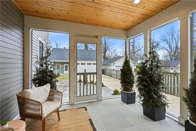 81 Hall Street, Chagrin Falls, OH 44022