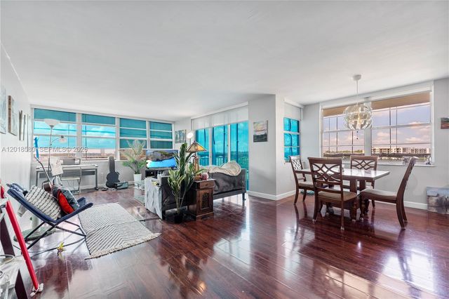 18011 Biscayne Blvd 705, Aventura, FL 33160