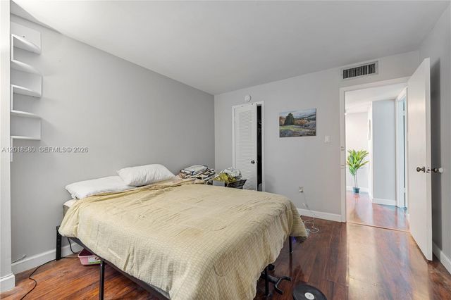 18011 Biscayne Blvd 705, Aventura, FL 33160