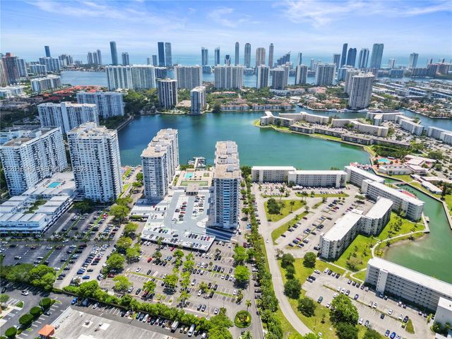 18011 Biscayne Blvd 705, Aventura, FL 33160