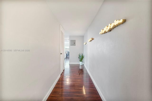 18011 Biscayne Blvd 705, Aventura, FL 33160