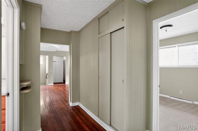 9946 Lanier Drive, St Louis, MO 63136