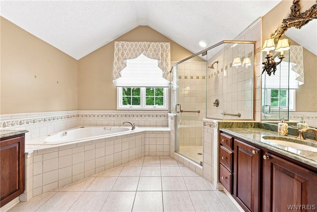 8304 Silver Fox Court, Clarence, NY 14221