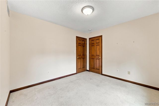 8304 Silver Fox Court, Clarence, NY 14221