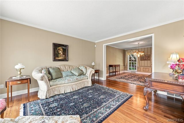 8304 Silver Fox Court, Clarence, NY 14221