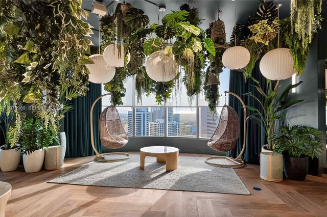 121 NE 5th St 710, Miami, FL 33132