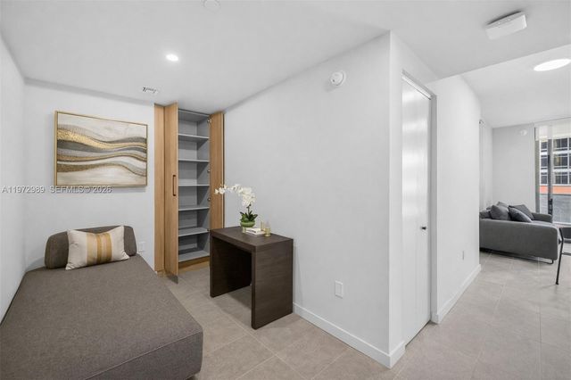 121 NE 5th St 710, Miami, FL 33132