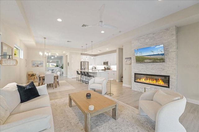 941 CROSSWIND AVENUE, Sarasota, FL 34240