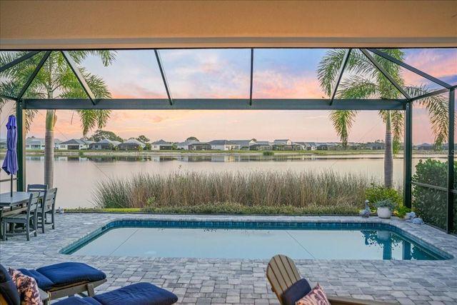 941 CROSSWIND AVENUE, Sarasota, FL 34240