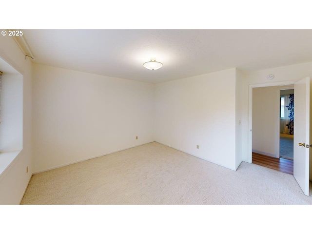 801 BROOKHAVEN Dr, Brookings, OR 97415