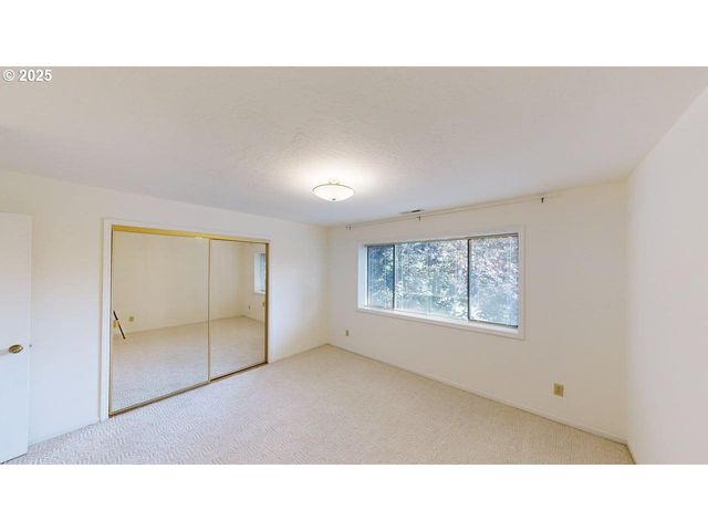 801 BROOKHAVEN Dr, Brookings, OR 97415