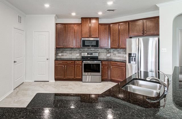 1237 Volente LN, Leander, TX 78641