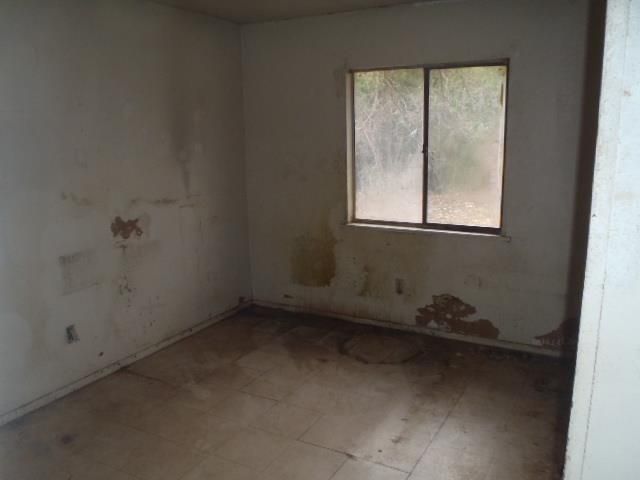 652 Fir LN, Lockhart, TX 78644