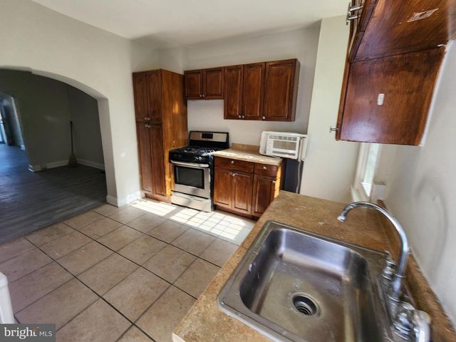 1717 N PULASKI ST, Baltimore, MD 21217