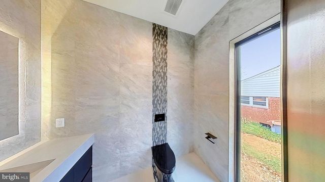 6910 BRIGHT AVE, Mclean, VA 22101